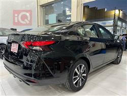 نيسان فيرسا